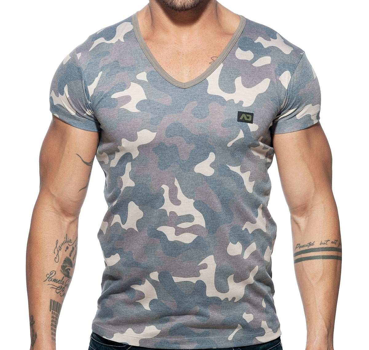 Addicted Camiseta con cuello en V ADDICTED WASHED CAMO T-SHIRT AD800, camouflage
